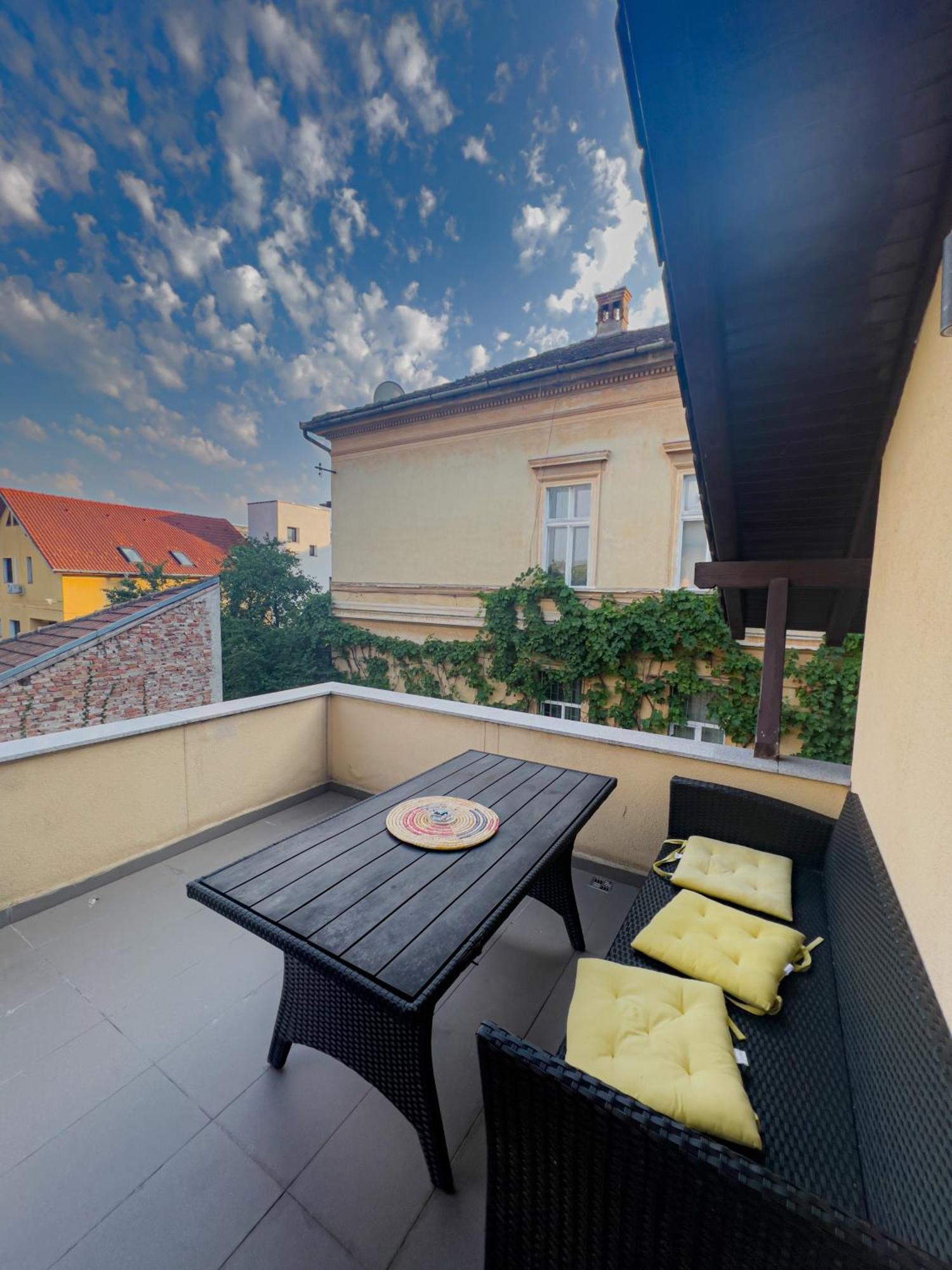 Kesletz House Hotell Sibiu Exteriör bild